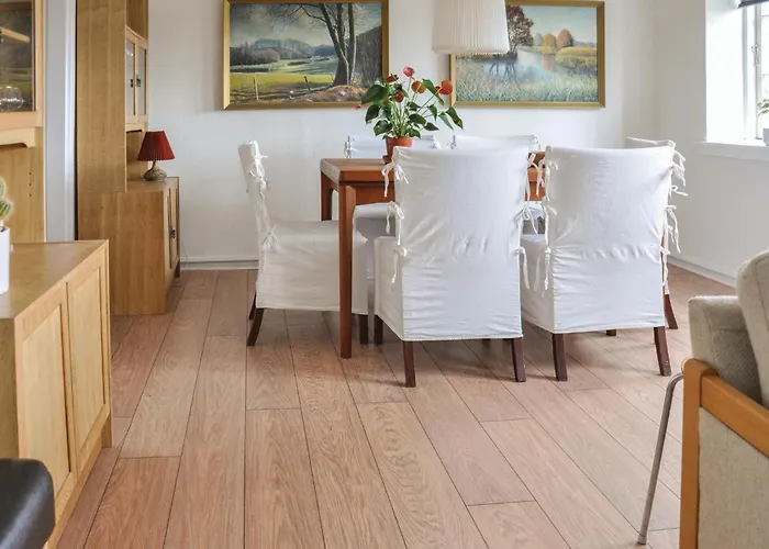 بيت للعطل Three-bedroom In فابورغ